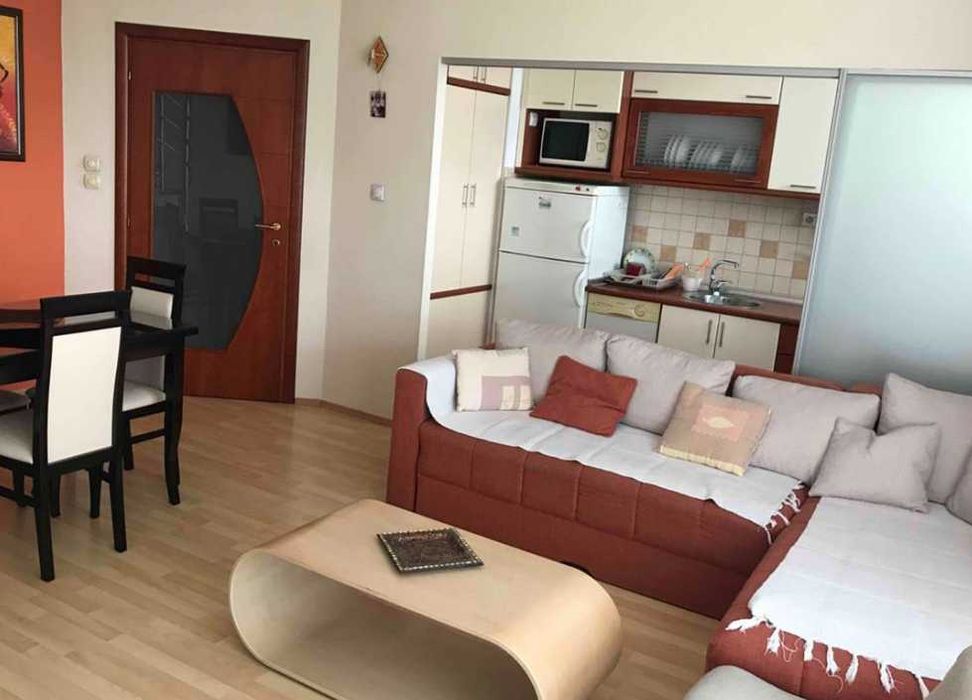 Дава се под наем Тристаен апартамент в Пловдив, Кършияка - 88 кв.м за 260.1 € - Снимка #2