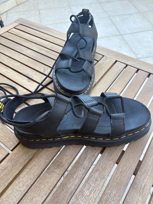 Сандали Dr. Martens Nartilla