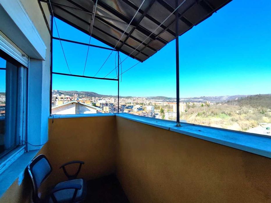 Продава се Двустаен апартамент в Велико Търново, Център - 53 кв.м за 1000 €/кв.м - Снимка #14