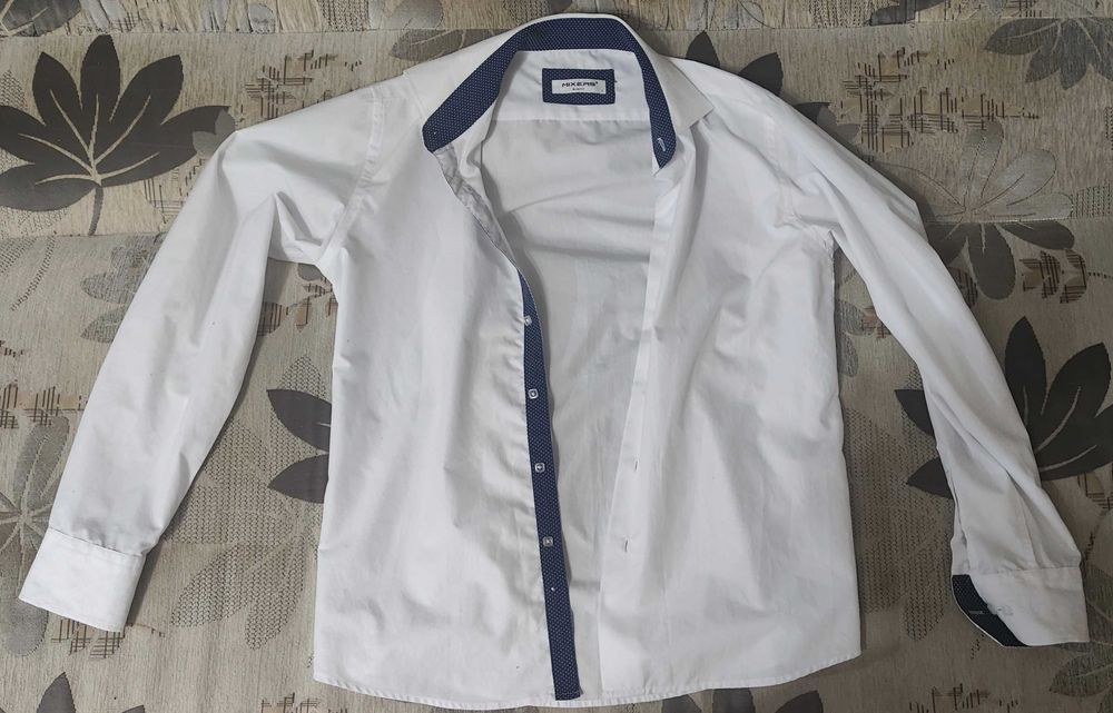 Одежда мужская: Рубашка, Штаны, Куртка