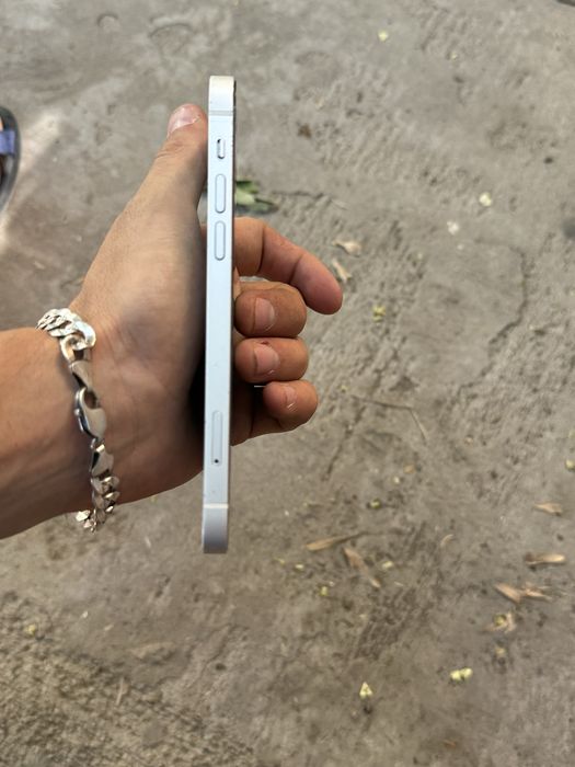 Iphone 12 . 128 tali