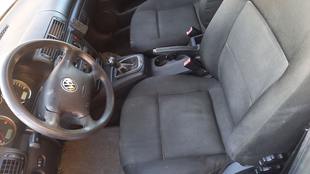 Пасат б 5.5  passat b5 1.9 131 на Части