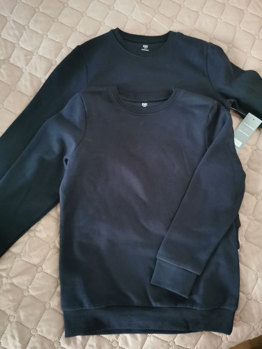 Пуловери-цвят Navy