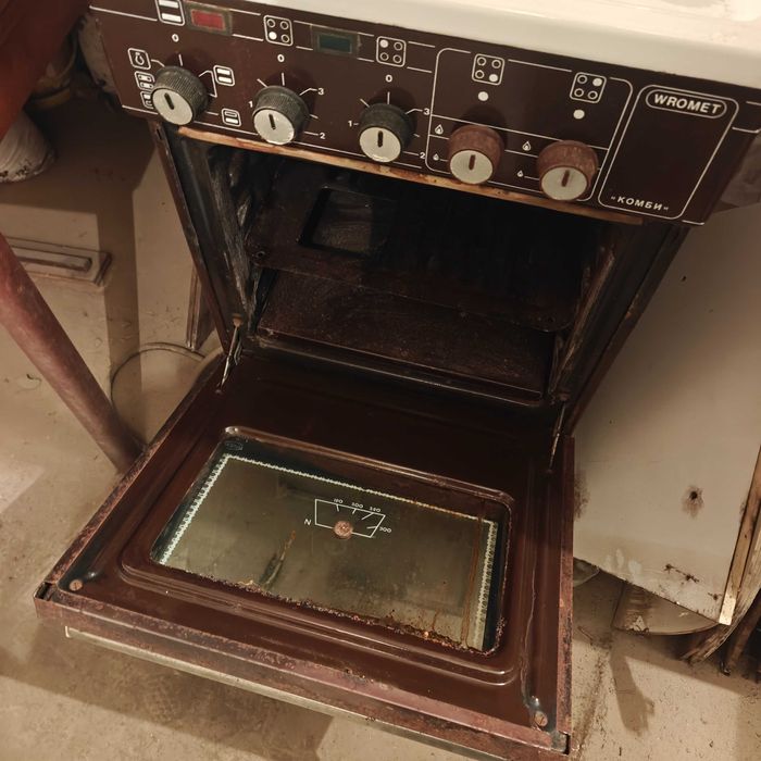 Печка Wromet Kombi на електричество и газ.