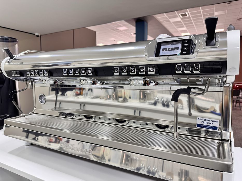 Продам кофемашину Simonelli