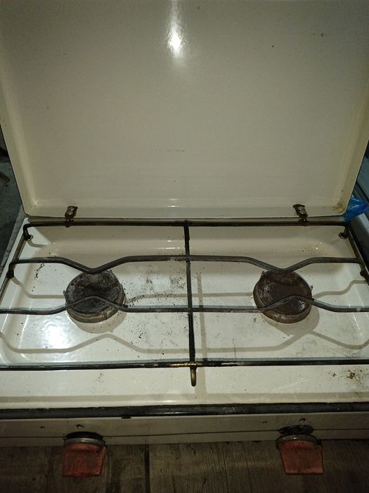 Продам 2х камфоную газплиту