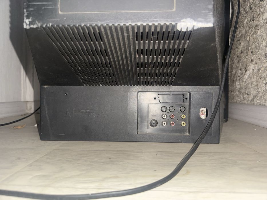 Продам старый телевизор