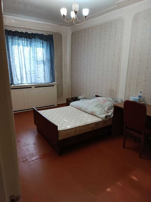 Продается СВОЯ 4/2/12 на Госпитальном (рядом с офисом Хуавей)