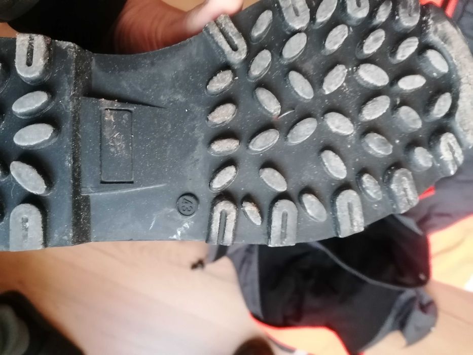 Топла и непотъваща екипировка