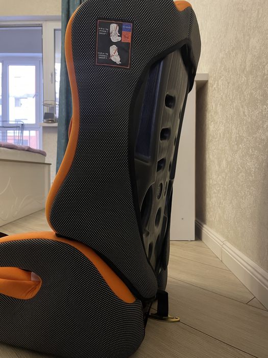 Детское кресло для авто