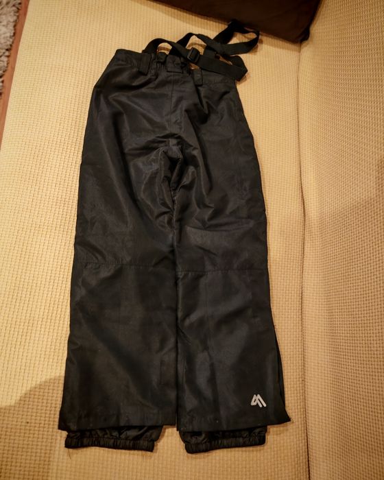 Pantaloni de schi Crivit marimea 134-140