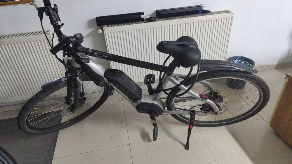 Vand biciclete electrice cu motorizare Bosch