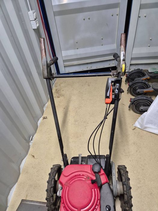 Mașină de tuns iarba HONDA 6161 HML