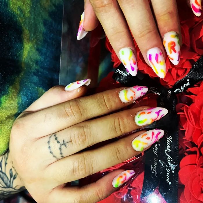 Manichiură , gel/ oja semi