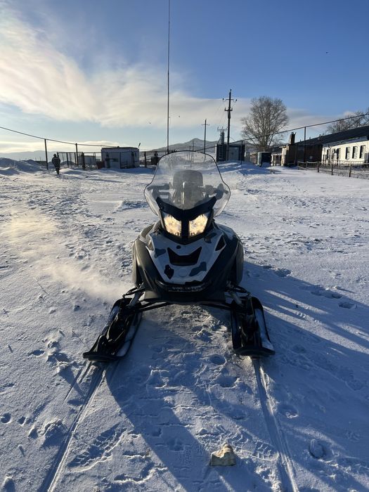 Продам снегоход BRP