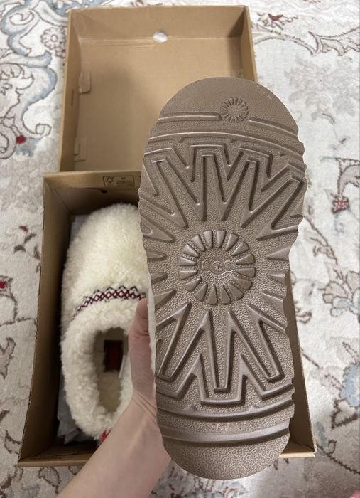 Продам угги из натуральной овчины -38 размер