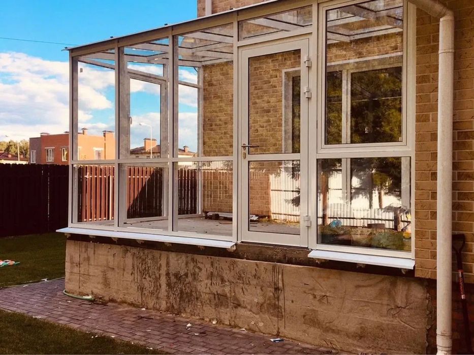 Остекление террасы | витражные окна