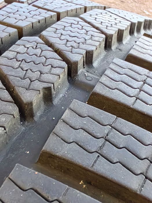 245 40 20 и 275 35 20 спорт пакет зимни гуми