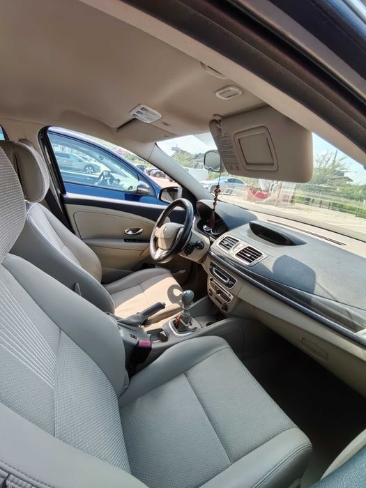 RENAULT Megane 2010 — imagine 4