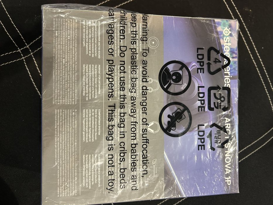 Vand Casti steelseries arctis nova 1p sigilat