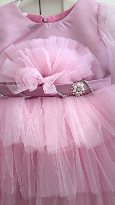 Платье на тусаукесер