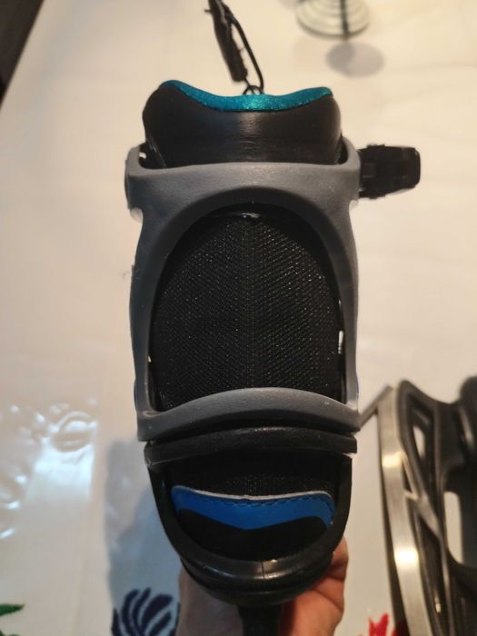 De vânzare patine gheata copii reglabile 32-35