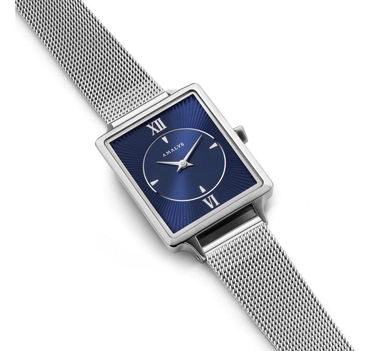 Продам часы женские наручные