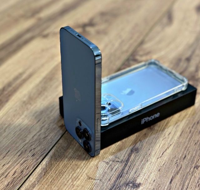 Айфон 13 ПРО 256GB идеально