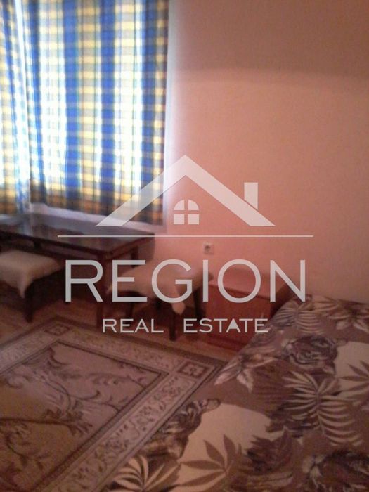 Дава се под наем Тристаен апартамент в Варна, Център - 86 кв.м за 510 € - Снимка #2