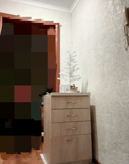 Тумба продам тумбу с выдвижными ящиками