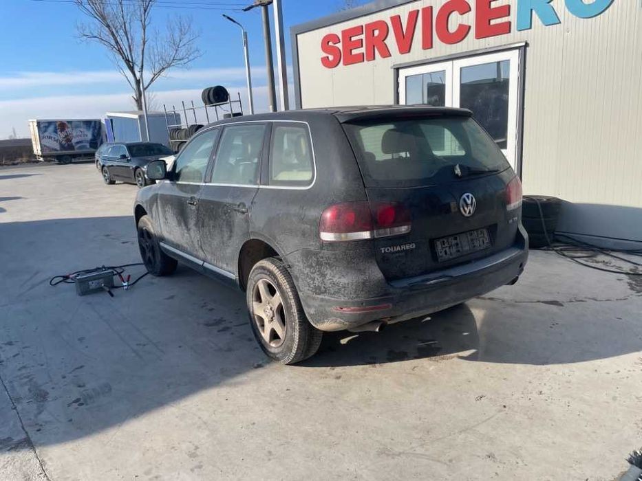 Dezmembram Vw Touareg 7P 3.0D R LINE , Touareg 7l 2.5d ,3.0d 2008-2012