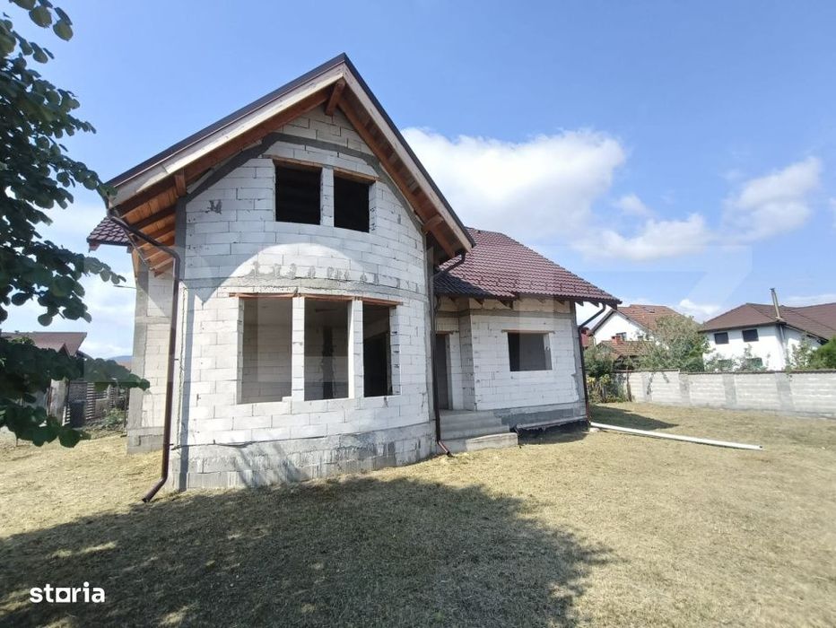 Casa la rosu 182 mp utili – 4 dormitoare + teren 438 mp, zona Orizon