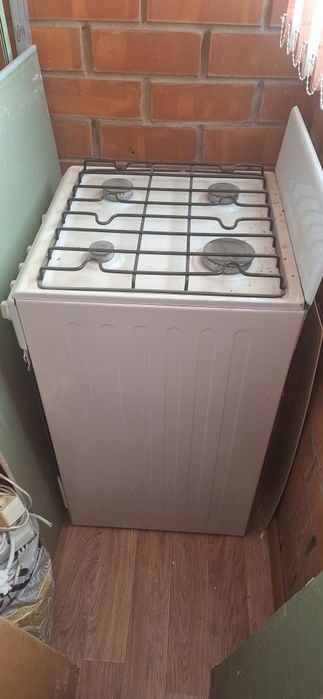 Продам газ плиту Лада