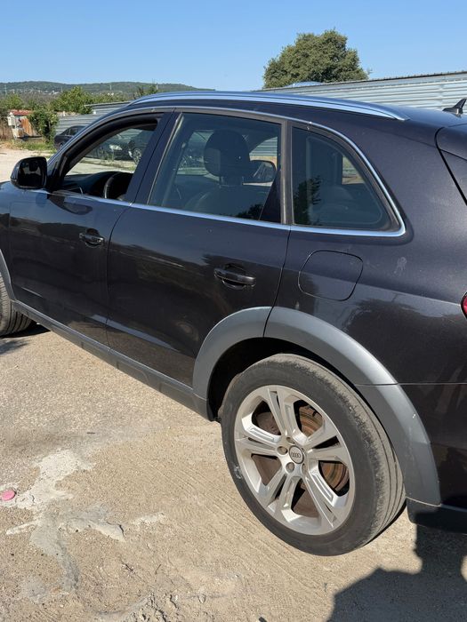 Audi Q5 3.0tdi  quattro 2010г на части  Имам няколко мотора 2.0tfsi 2.0tdi 3.0tdi bang Ccw Caha Cah Cag Caga Cdu ном 747