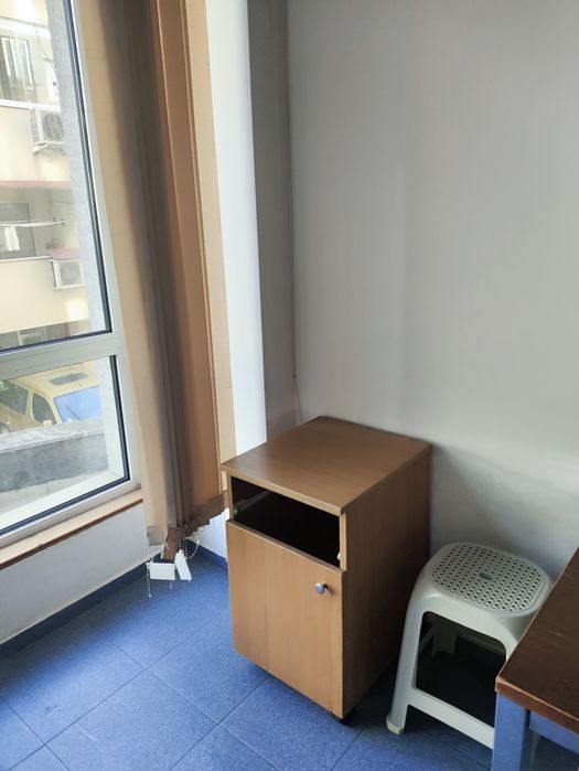 Мебели подарям шкафове