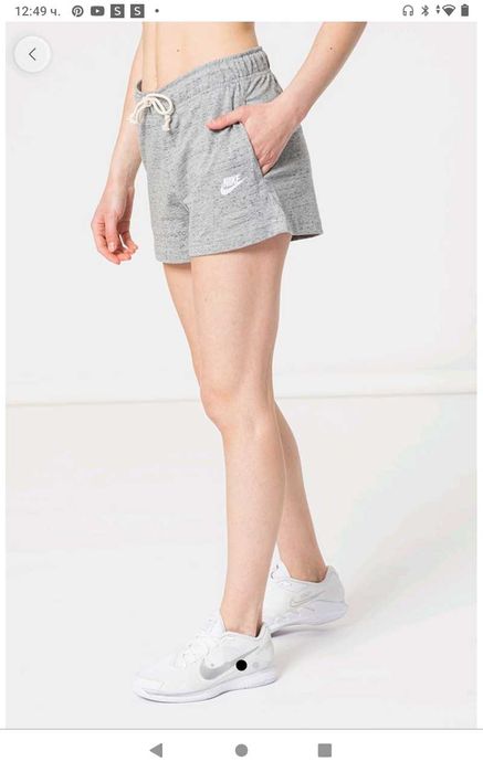 Дамски къси панталони Nike, M размер