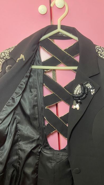 Сако Джофра Елегантна мода, лимитирано.