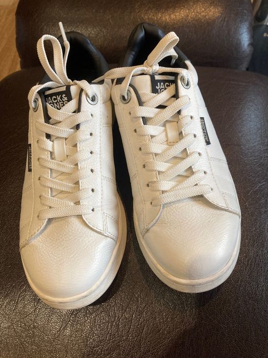 Converse, Jack and Jones 37-37,5