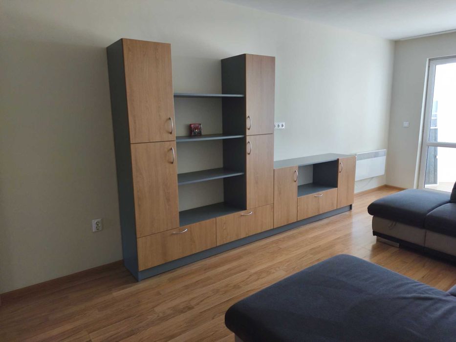 Тристаен апартамент под наем