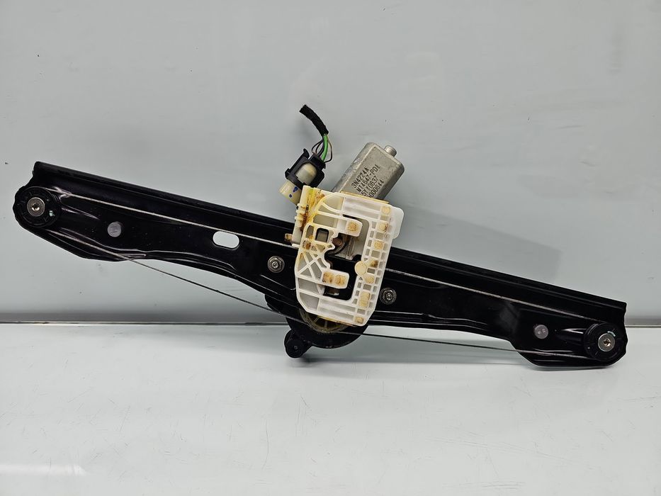 Macara electrica geam dreapta spate Bmw 3 (F30) [Fabr 2012-2017] Sedan