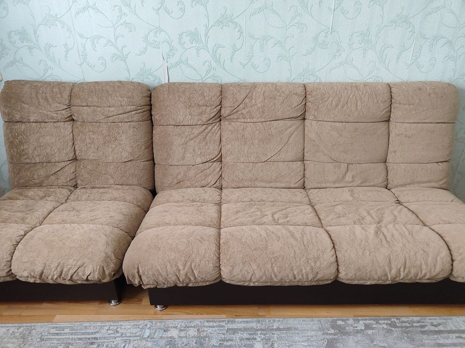Продаю диван, кресло