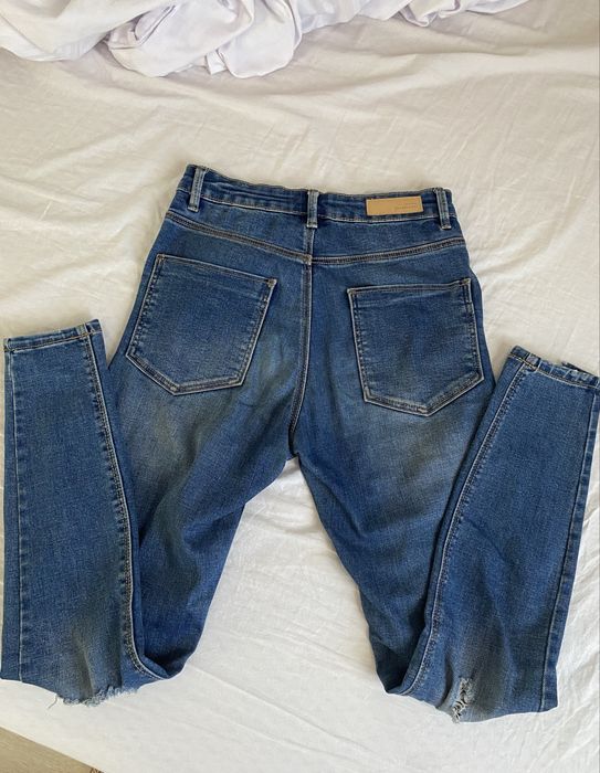 Blugi Stradivarius High Waist