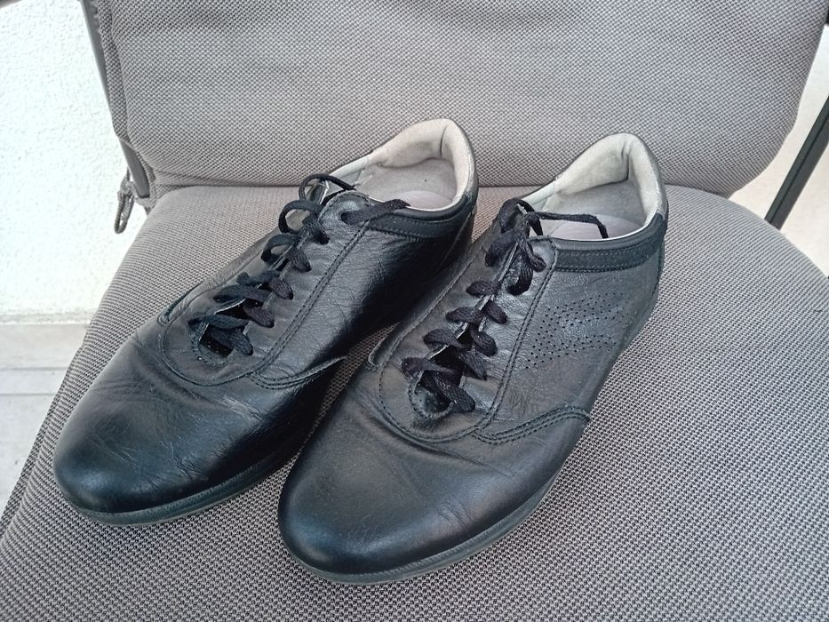 Pantofi dama geox marime 38 purtați doar odată