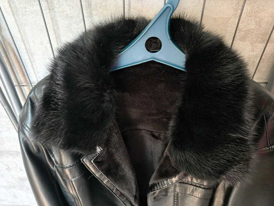 Продам мужскую дубленку