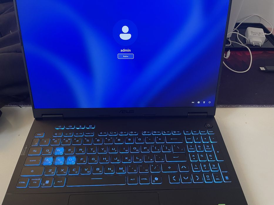 Игровой ноутбук новый