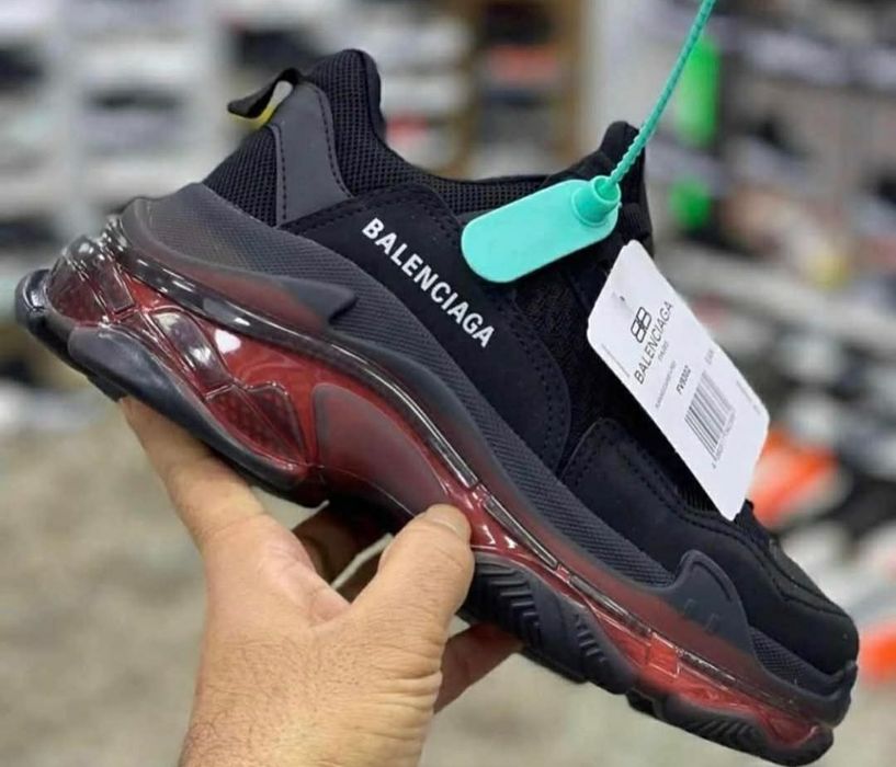 Унисекс Balenci_ga triple S