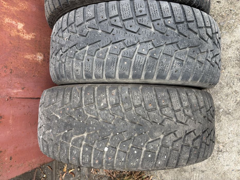 Продам резину 205/55/16