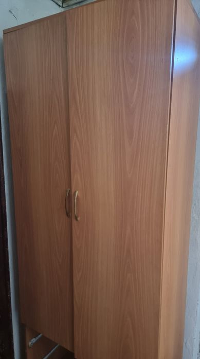 Продам шкаф, в центре города