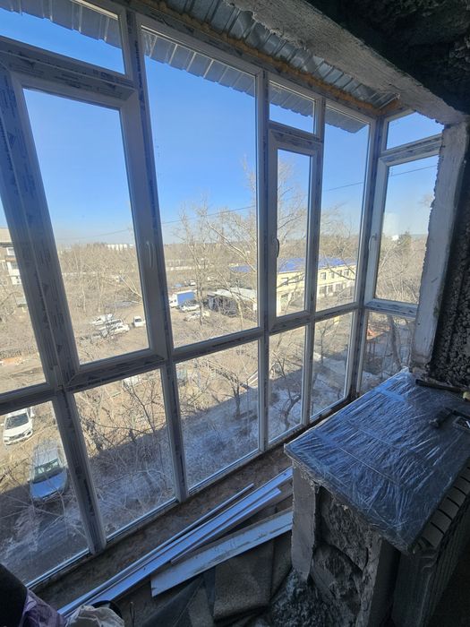 Продам двух комнатную квартиру