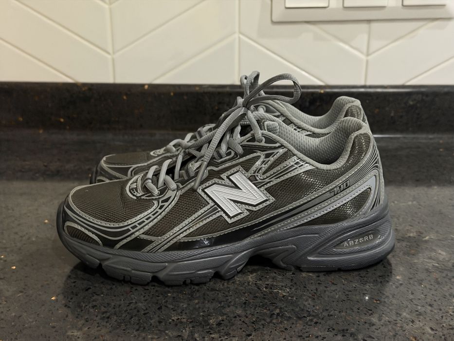 New balance 740
